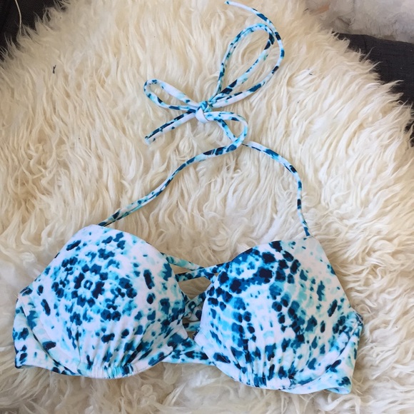 Hollister strappy push up bikini - Picture 2 of 5